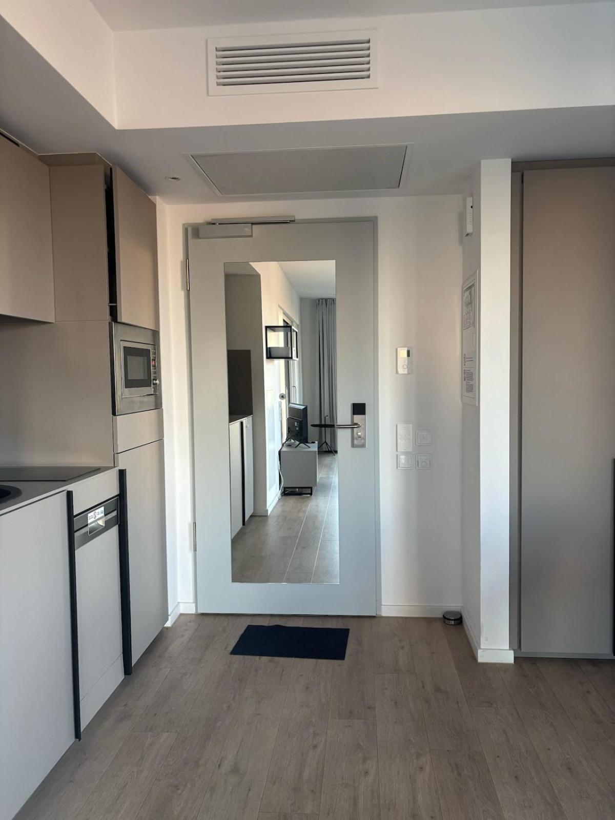 Fair Center Galluswarte Main Train Station Apartment